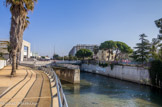 <center>Le pont Dromel</center>Aujourd'hui, l'Huveaune arrive sur la droite de la photo en passant sous un horrible pont en béton.